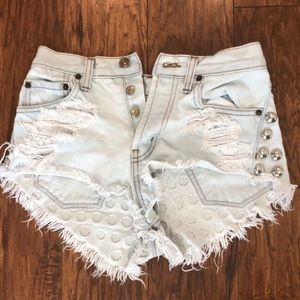 Runwayzdreams studded high waisted denim shorts